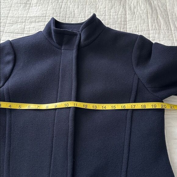 Talbots Women’s Wool Blend Coat Size 8 Navy Blue Fabric Woven in Italy Gold Zip - Picture 12 of 15
